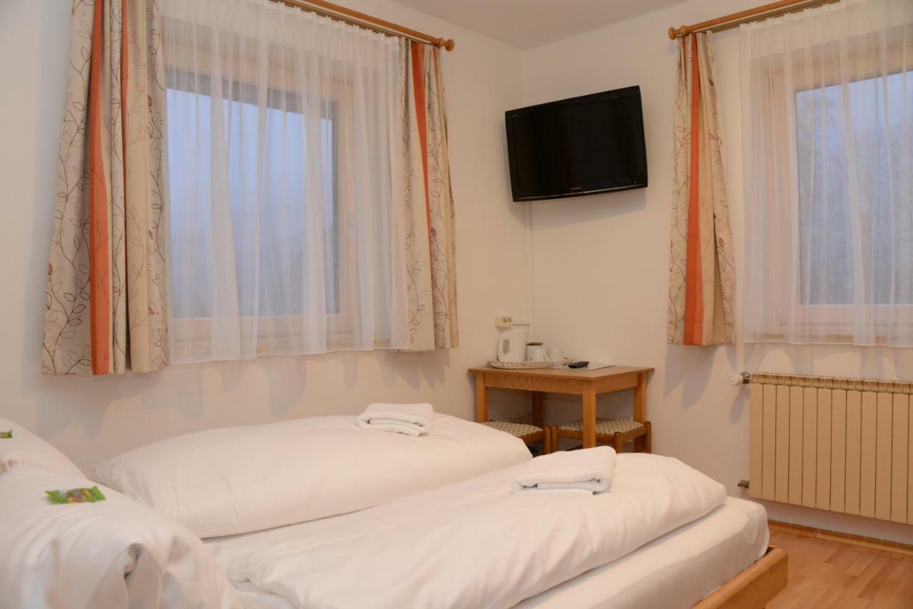 Haus Miriam Ξενοδοχείο Sankt Lorenzen ob Murau Εξωτερικό φωτογραφία